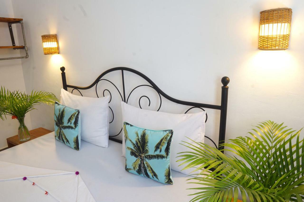 Auberge de jeunesse La Favela à Gili Trawangan Extérieur photo