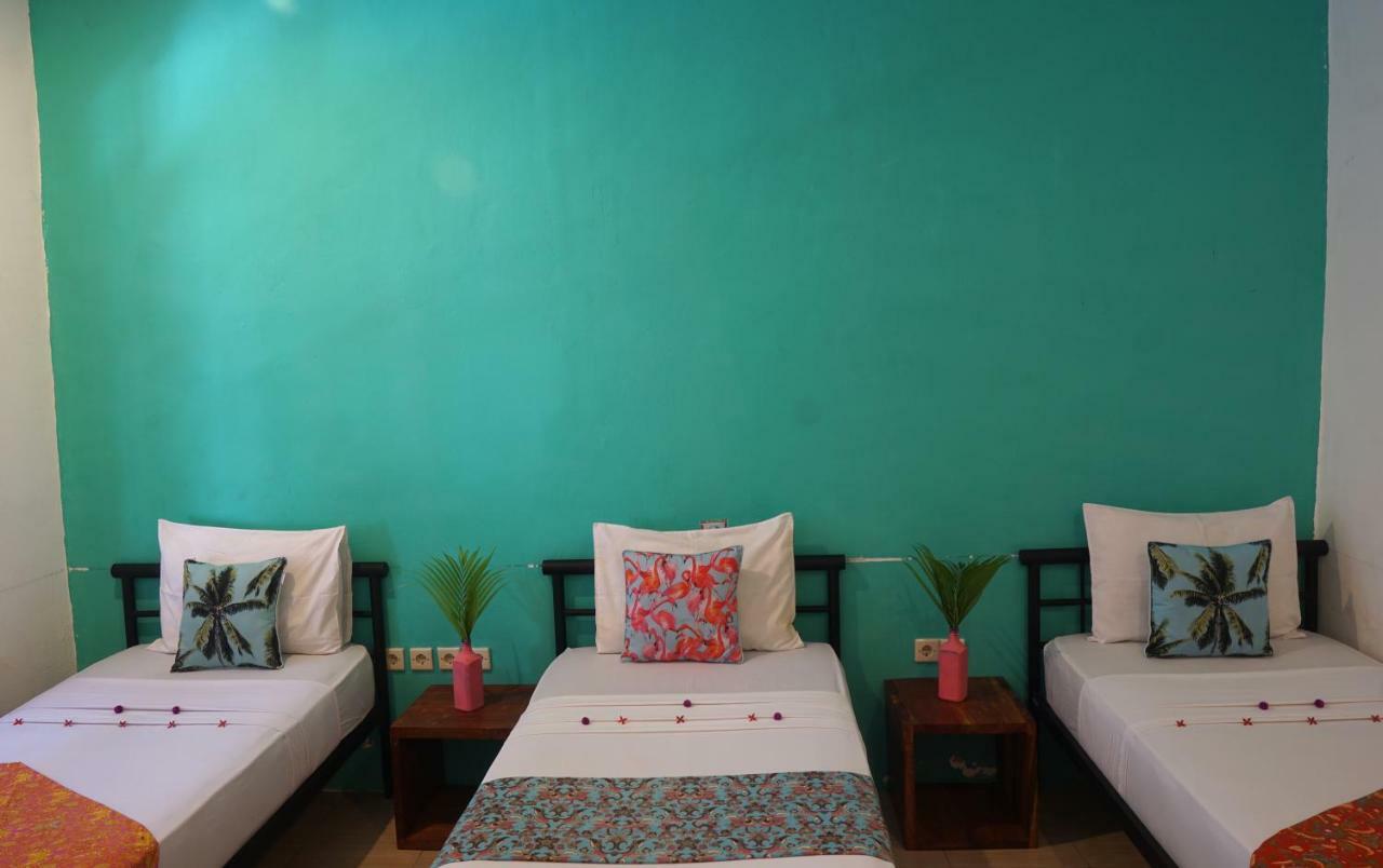 Auberge de jeunesse La Favela à Gili Trawangan Extérieur photo