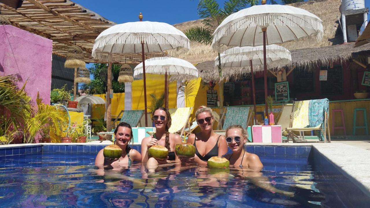 Auberge de jeunesse La Favela à Gili Trawangan Extérieur photo